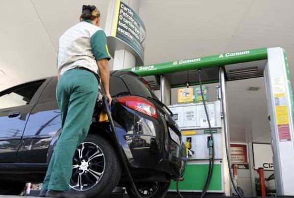 Aumento combustível gasolina