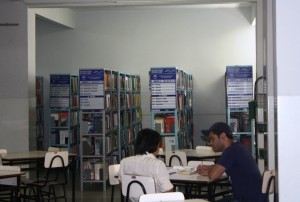 Leitores terão prazo de empréstimo de livro maior em Dezembro (Foto: Divulgação ASSCOM PMD)