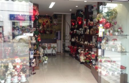 Comércio desanimado com a vendas de Natal Divinópolis