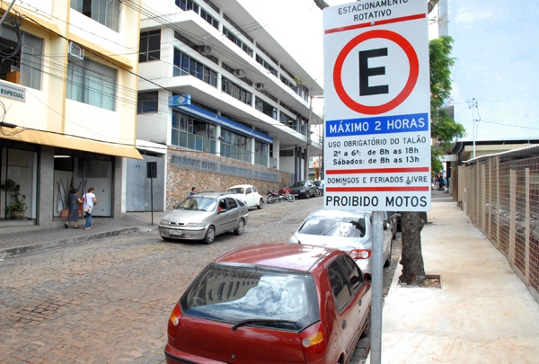 Estacionamento rotativo eletrônico começa a funcionar em junho em  Divinópolis; veja detalhes, Centro-Oeste