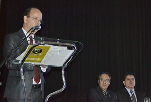 Sérgio Martins tomou posse como membro fundador da Associação (Foto: Divulgação)