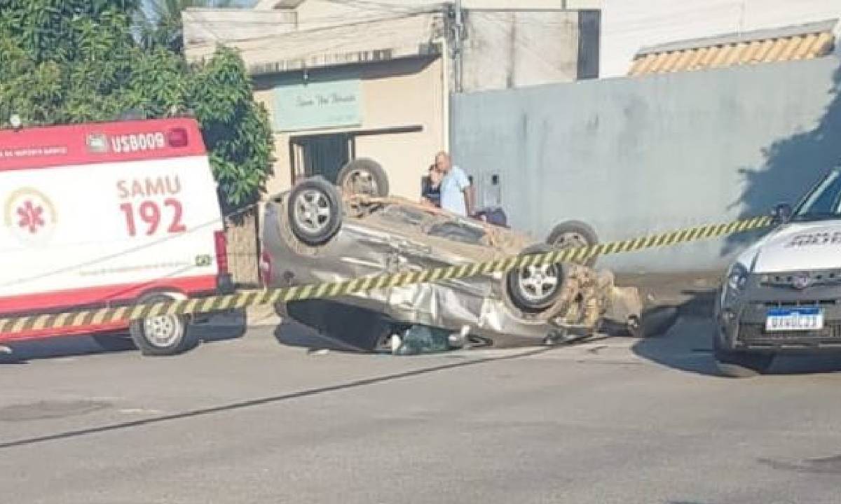 Mulher morre ao ser arremessada para fora do veículo e acidente é  investigado no interior de Minas