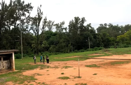 campo de futebol abandonado será transformado em eco praça em Divinópolis