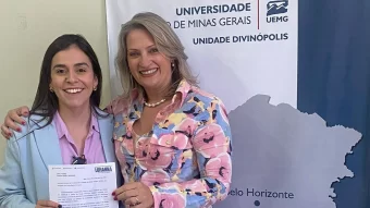 Lohanna e Ana Paula diretora da Uemg Divinópolis