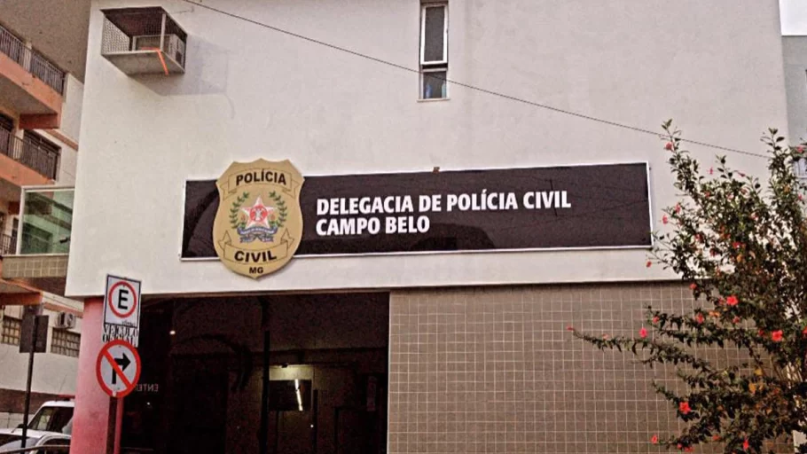 A polícia indiciou o homem, de 30 anos, por homicídio qualificado em Campo Belo