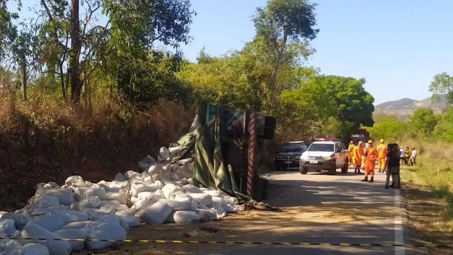 Acidente fatal na rodovia deixa um motorista sem vida