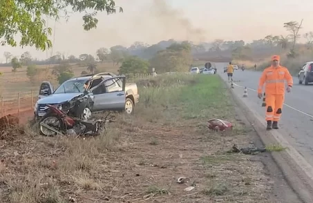 Acidente mata motociclista na MG-431