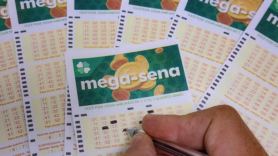 Mega-Sena acumula e prêmio vai a R$ 6,5 milhões