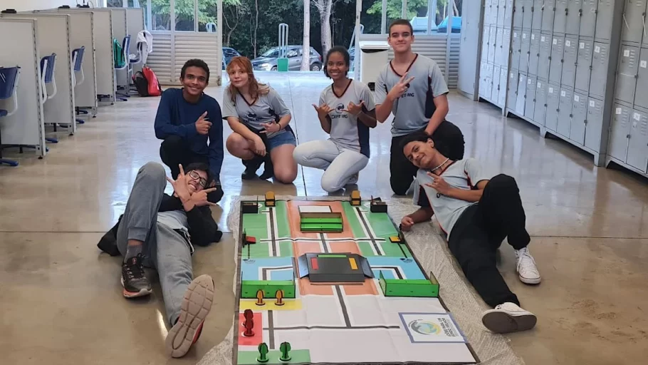 Alunos do Cefet Divinópolis participarão do Torneio Brasileiro de Robótica