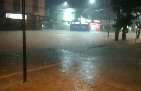 chuva e alagamento em itaúna