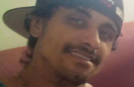 Familiares buscam informações sobre homem que desapareceu em Oliveira