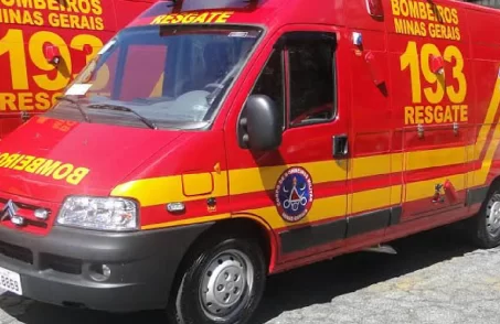 mãe salva filho de afogamento e o corpo de bombeiros atuou na ocorrência