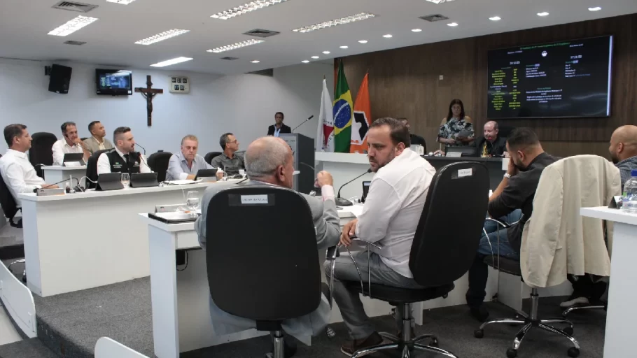 vereadores irão votar plano de saneamento básico de divinópolis