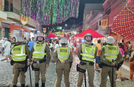 PM reforça segurança no carnaval de Itapecerica. (FOTO: Divulgação PMMG)