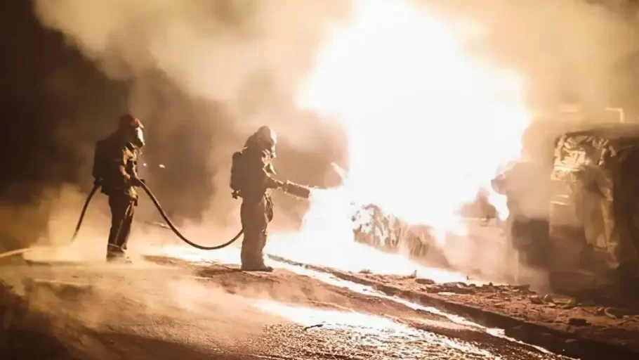 Caminhão-tanque explode e homem morre queimado em BH