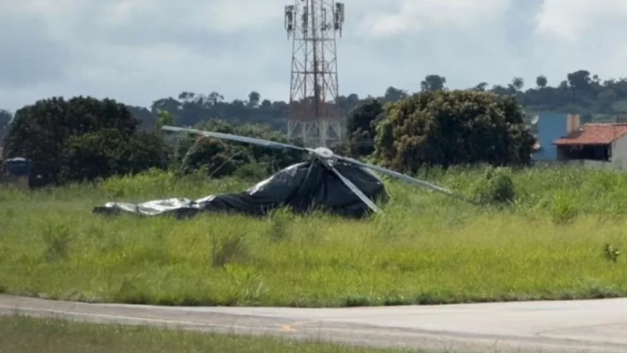 Helicóptero cai no Aeroporto de Pará de Minas.(FOTO: Divulgação Thiago Verli)