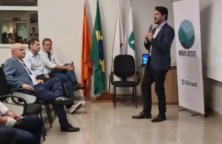 Café empresarial tem presença do secretário de Desenvolvimento Econômico de Minas Gerais