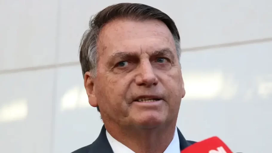 Bolsonaro é internado e vinda à Divinópolis pode ser cancelada