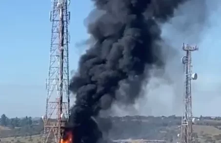 Prefeitura de Bom Despacho notifica operadoras após incêndio em torre