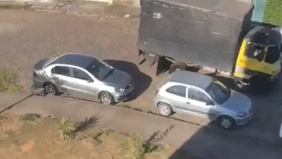 Caminhoneiro é flagrado masturbando perto de crianças em Divinópolis. (FOTO: Redes Sociais)