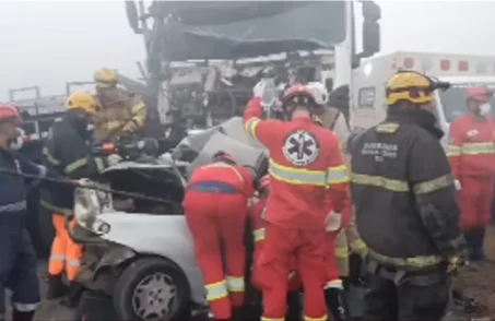 nevoeiro na br-262 em nova serrana provoca engavetamento