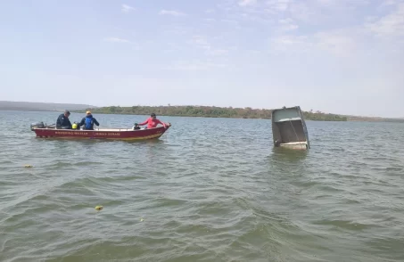 acidente com barco em represa de pompéu