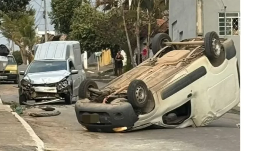 Homem fica ferido em acidente de trânsito em Nova Serrana