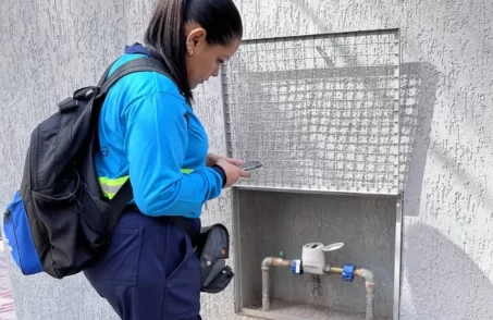 Copasa moderniza leitura de hidrômetros