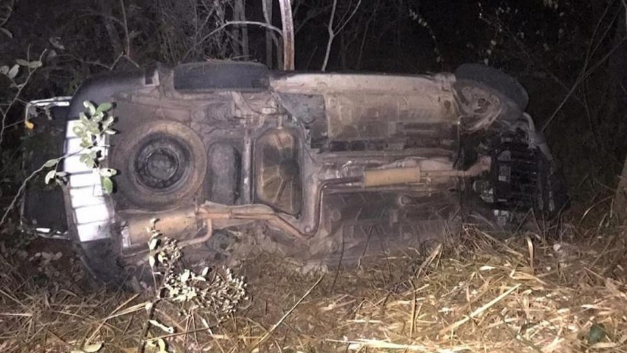 Acidente envolveu duas crianças e uma idosa, que receberam socorro. (FOTO: Divulgação Grupo de Resgate Voluntário de Pitangui)