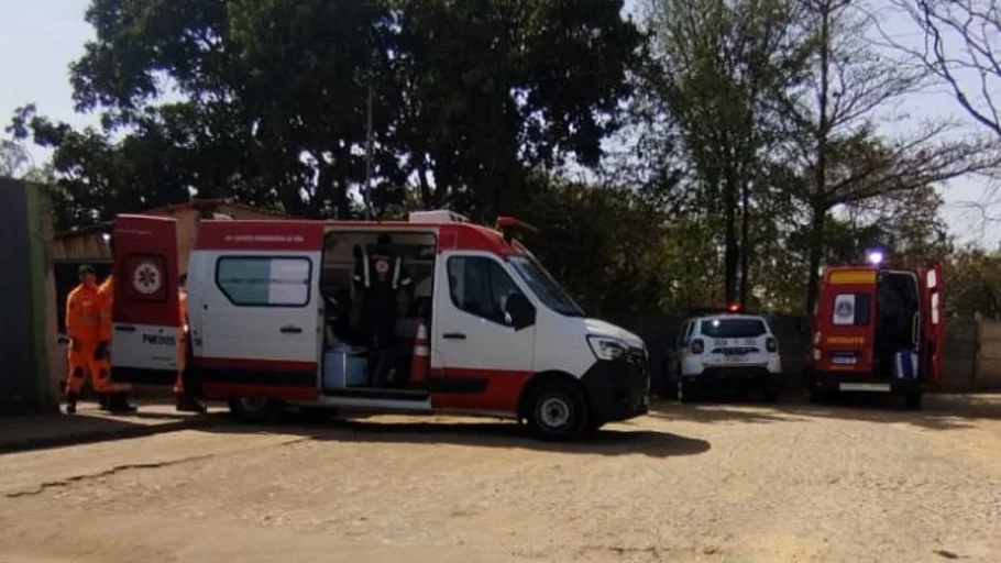 ladrão tem dedos amputados por moradores em Divinópolis