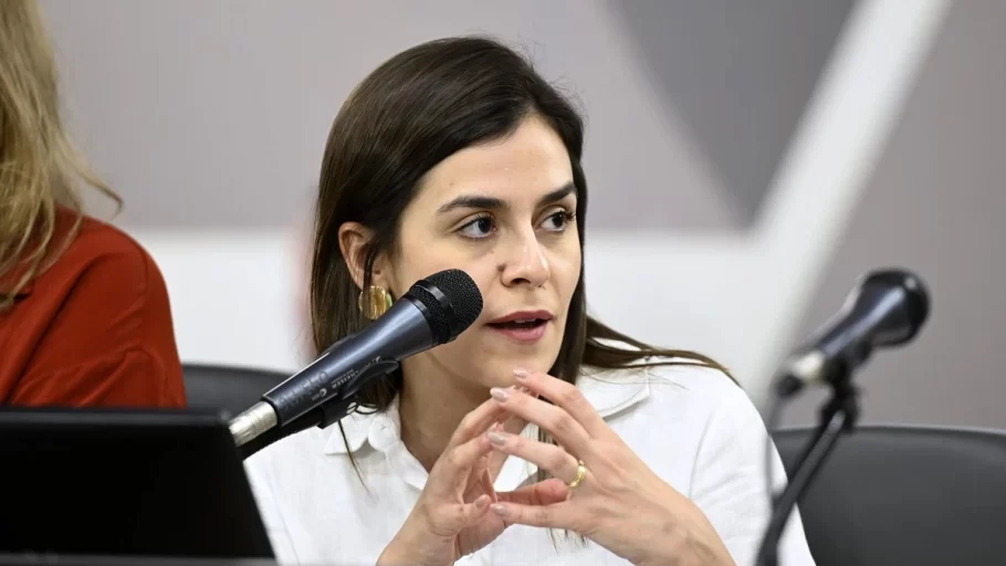 lohanna propõe audiência sobre ouvidoria feminina em universidades de mg