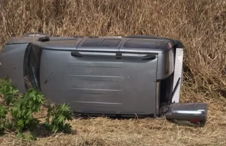 Acidente deixa quatro feridos na BR-494 em Divinópolis