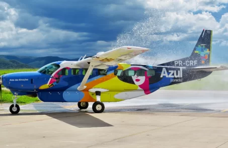 aeronave divinópolis azul Cessna Grand Caravan