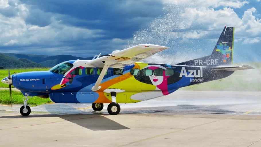 aeronave divinópolis azul Cessna Grand Caravan