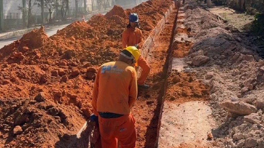 obras ampliação abastecimento de água divinópolis