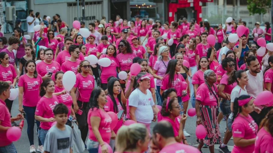 caminhada outubro rosa câncer de mama 2023