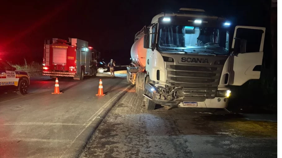 Acidente entre carro e carreta deixa cinco feridos em Formiga