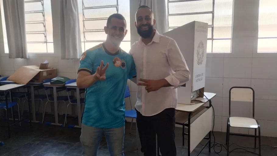 Eduardo Azevedo ao votar: "Que o resultado possa ser positivo"