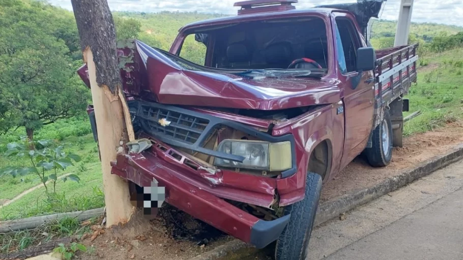 HOMEM-BATE-CARRO-BOM-DESPACHO