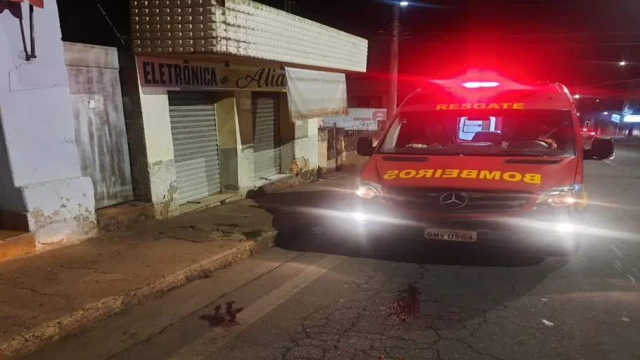 Homem de 55 anos é atropelado por motocicleta em Formiga.(FOTO: Reprodução Redes Sociais)