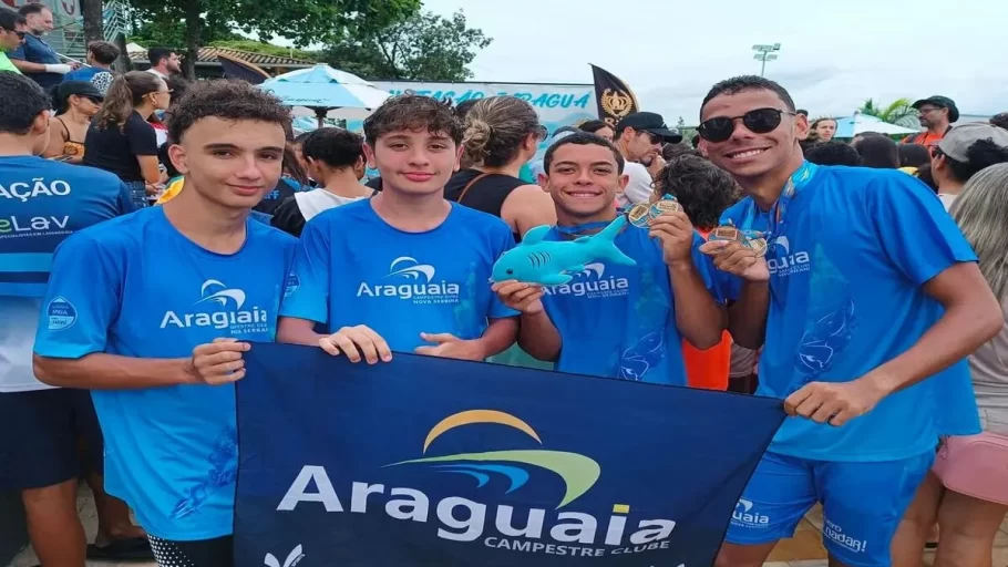 Atletas de Nova Serrana brilham no Campeonato Mineiro de Natação.(FOTO: Divulgação Araguia Clube)