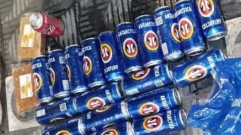 Homem é preso ao furtar latas de cerveja em Divinópolis