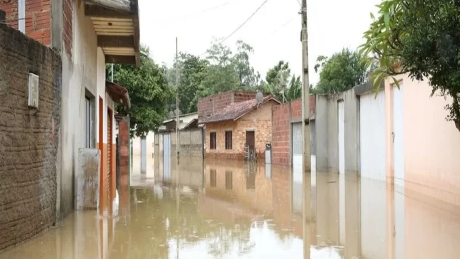 Copasa e Cemig vão parcelar contas de consumidores de cidades afetadas por chuvas. (Foto: Divulgação/Imprensa MG)